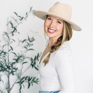 Meet your Posher, Cheyenne